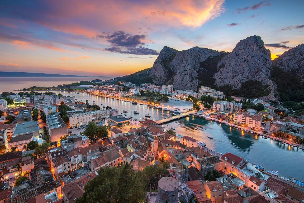 Absolute Beach Villa Omiš Екстериор снимка