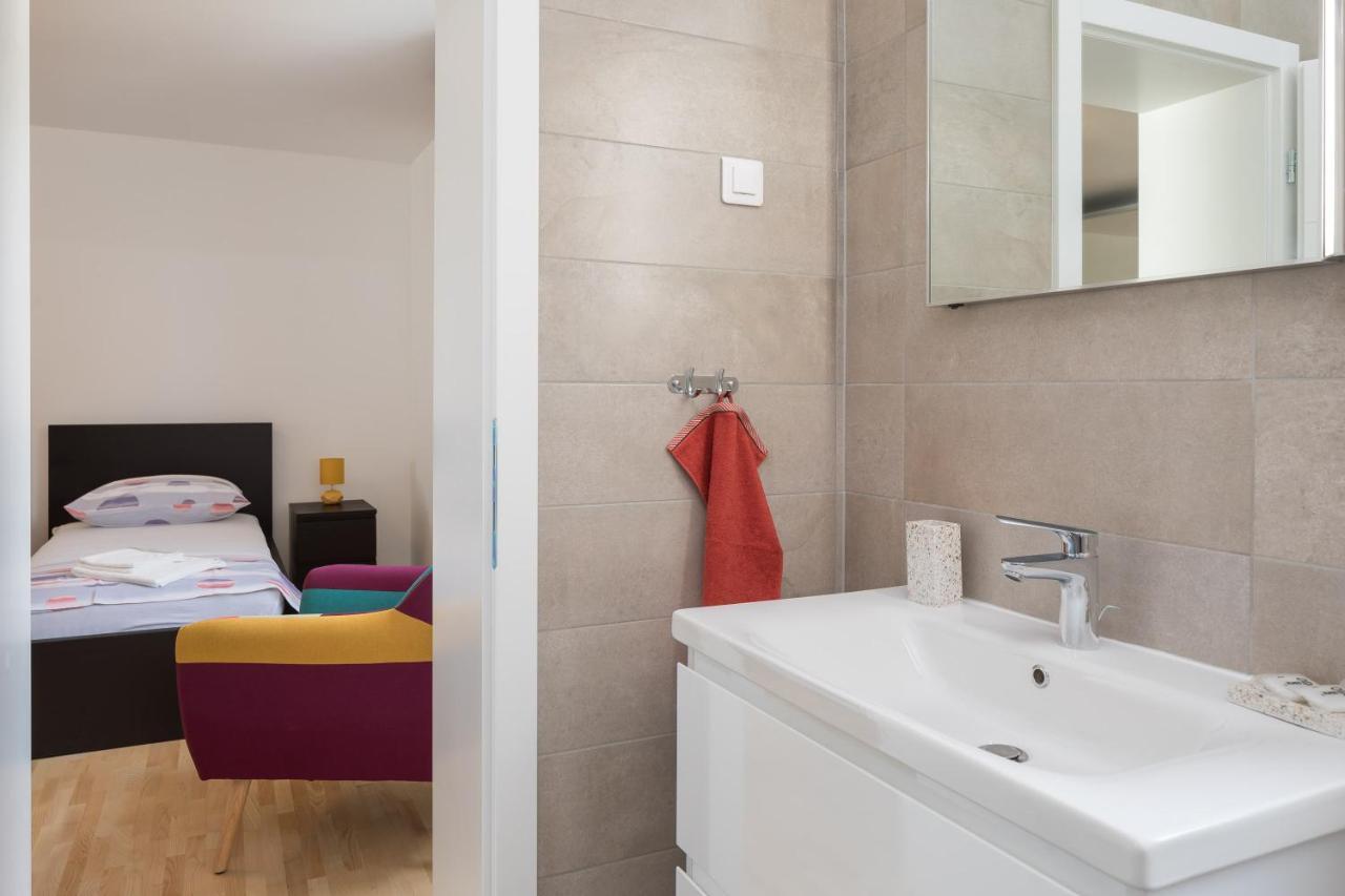 Absolute Beach Villa Omiš Екстериор снимка