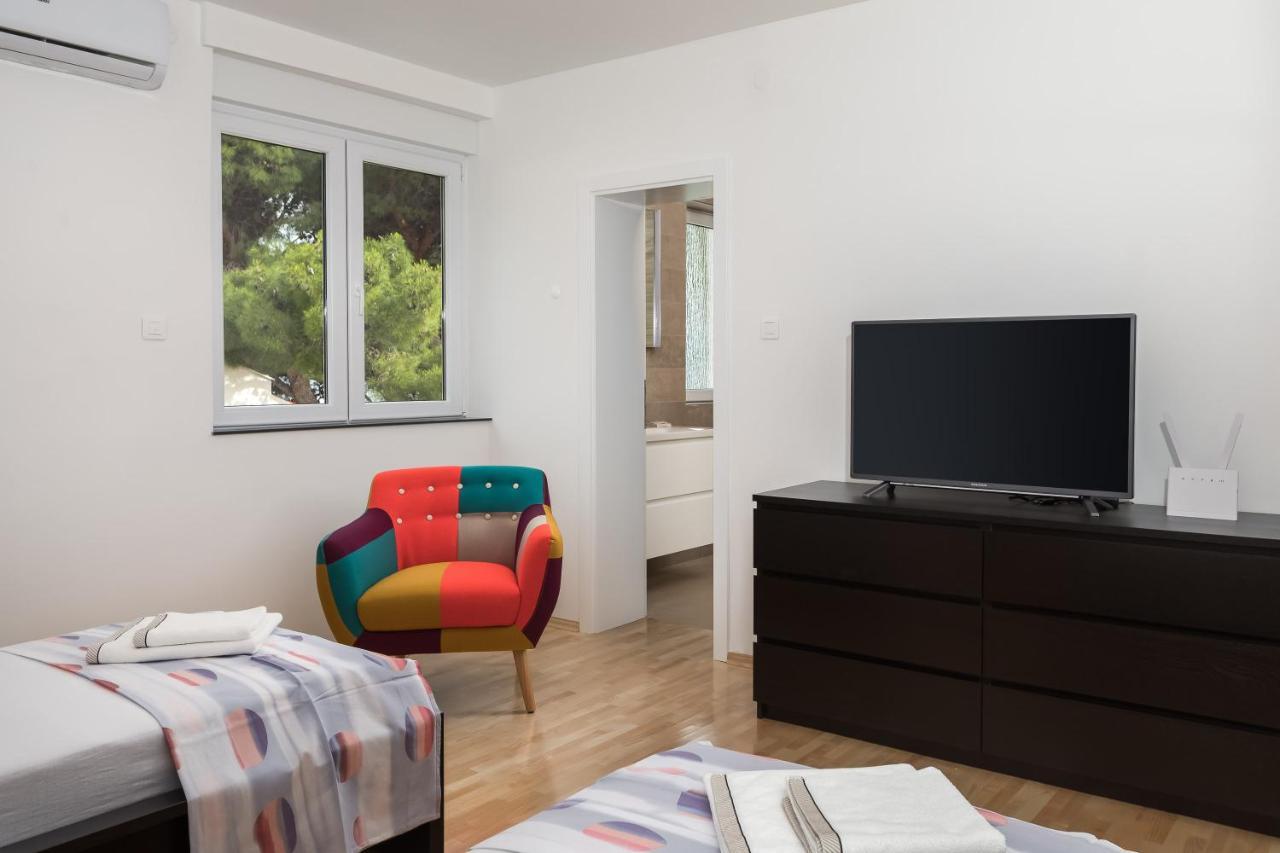 Absolute Beach Villa Omiš Екстериор снимка