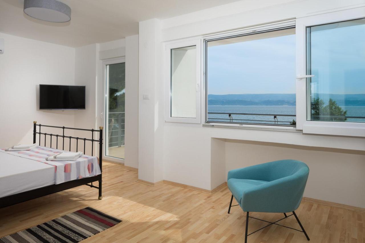 Absolute Beach Villa Omiš Екстериор снимка